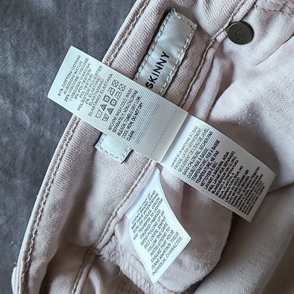 EUC s.28 Lucky Brand blush jeans - Picture 4 of 6